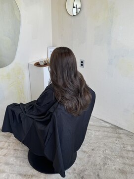 ミニウルフ/チェリーブラウン/ホワイトグレージュ[湘南台]