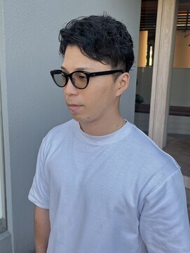 イト(iyto) 自然に動く、大人のパーマ