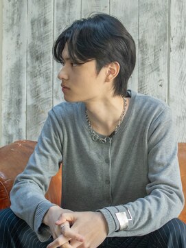 ヘアアンドリラクゼーション シャッセ(Hair&Relaxation SASE) フェザーウルフ