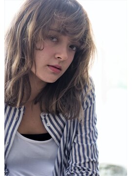 リマ(RIMA) 【RIMA】 外国人風☆ハネ感とニュアンスミディアム