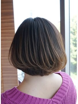 ウィクシー(wixy) 猫っ毛の方へ☆ゆるふわワンカールボブ