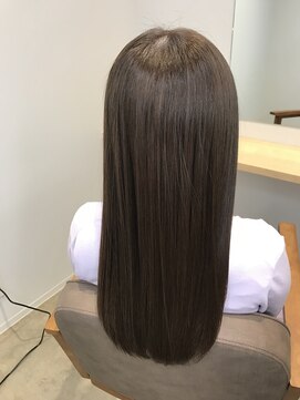 ボタニウムドットアン バイ アールサロン(BOTANIUM.An by Rr SALON) 【BOTANIUM.An清水】艶髪水素ミネコラ