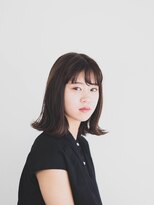 ニーイチイチ(211)&nbsp;くびれヘア/ネビージュ