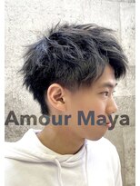 アムールマヤ&nbsp;無造作ツーブロックショートレイヤー　コンマヘア　かき上げヘア