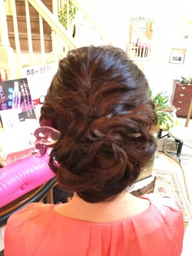 美容室 ティンカーベル アップ