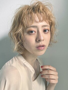 エンクス(enx) 外ハネゆるカール×ハイトーンベージュ