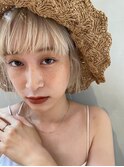 切りっぱなしボブ外国人風センターパート[渋谷/渋谷駅]