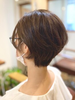 エイチ ヘアアンドメイク(eich hair&make)の写真/小顔効果◎リピーター多数!!丁寧なカウンセリングで、はじめてのショートでもお任せできる♪