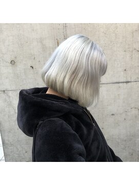 ワンズクロエ 原宿店(ONE's Chloe) ショート/学割U24/ケアブリーチ/ダブルカラー[原宿駅]