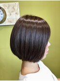 ショートボブでもツヤ髪