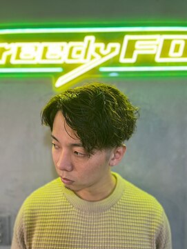 グリーディーフォックス 代々木(Greedy FOX) 韓国マッシュ/センタ-パ-ト/ツイストスパイラル/スキンフェード