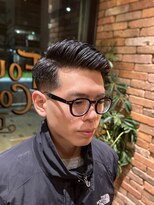 フォーコーナーズ(Four Corners)&nbsp;スキンフェード／フェードカット/バーバー/サイドパート