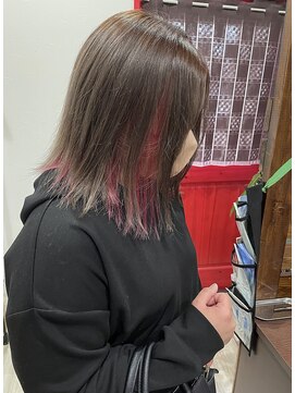 ロッソフィーロ(Rosso Filo) ピンクインナーカラー Instagram【@dai_n29】