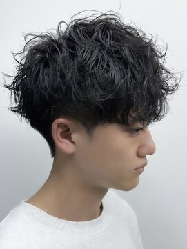 オーシャントーキョー ホワイト 原宿(OCEAN TOKYO WHITE) スパイラル前下がりマッシュ