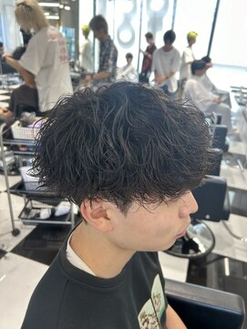 オーシャントーキョー(OCEAN TOKYO) メンズパーマツイスパ波巻きスパイラルマッシュセンターパート