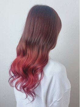 サイン(Sign)の写真/ダメージレスに、思い通りの透明感×ツヤのある外国人風カラーが叶う♪あなたにピッタリなカラーをご提案♪