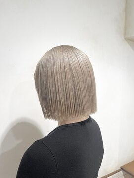 ネオリーブカップ 町田店(Neolive capu) ホワイトベージュ☆ミルクティーカラー/ボブ