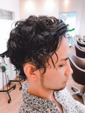 ビス オム(Men's Salon Bis! HOMME) 【Bis!HOMME】刈り上げ×無造作パーマ