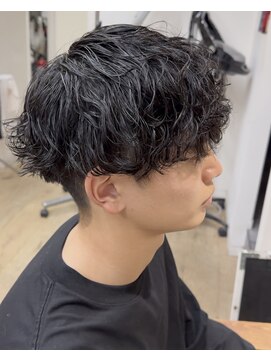 エン(EN) 2025年トレンド波巻きシャドウパーマ