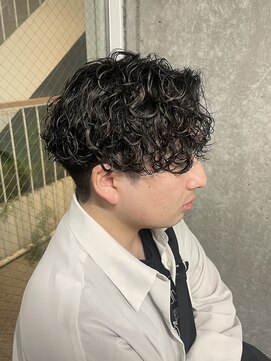 ワンズ リー 下北沢店(ONE's ly) ハイライト/マッシュパーマ/ウルフ/アッシュブラック