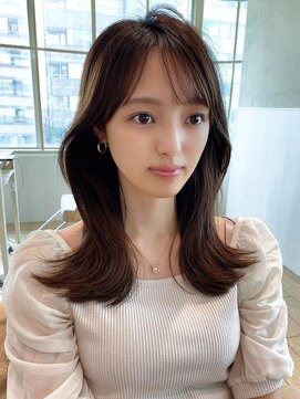 ラルユー 金山(LallYou) 2wayバングでイメチェン！顔まわりレイヤーくびれヘアが人気