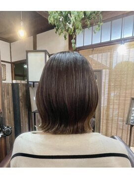 グッドヘアーアンドナフ(good hair & NufF) 外ハネボブ
