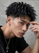 ディスイズバーバー(THIS IS BARBER)&nbsp;フェードカット ツイストパーマ メンズパーマ メンズカット 20代