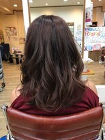 ヘアークラブワイズ(Hair Club Yz) 大人可愛いピンク系カラーのゆるふわウエーブ