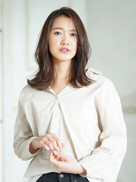 フーチー クーチー アマティー 豊中店(FUCHI KUCHI amati) フォルムの綺麗なセミディvol.3