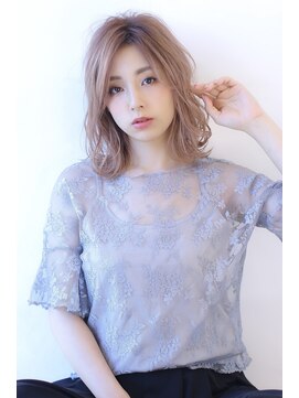 オーロ 宝塚店(ORO) 大人かわいいことりベージュ外ハネミディの小顔フレンチボブ