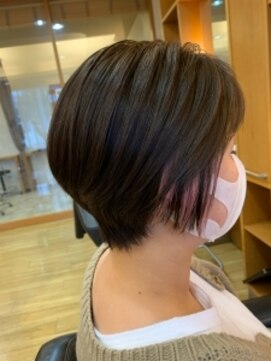 ペッツ(PETZ) 首元すっきりショートボブ