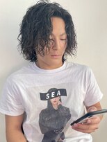 ヒビヲ(HIBIO)&nbsp;ツイストスパイラルパーマツーブロックメンズマッシュメンズヘア