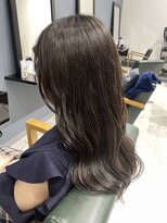 レナータ ヘア(Renata hair) カーキグレージュ／暗髪／透明感カラー