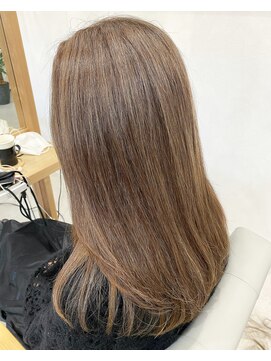 シピ(Chipie) 白髪ぼかしハイライト