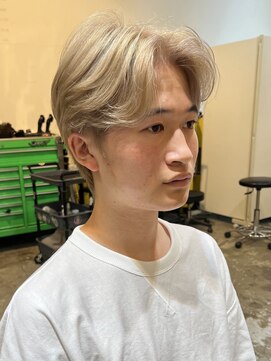 ノラ ヘアーサロン(NORA HAIR SALON) 【石山】ハイトーンセンターパート