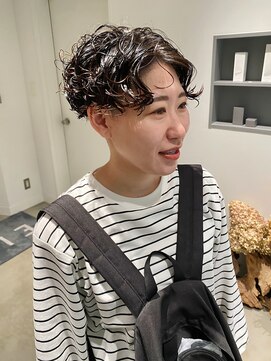 エイゾー 銀座(EIZO) かりあげショート/ショートパーマ/くるくるパーマ