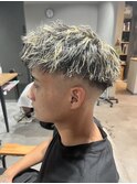 金メッシュ×ツイストパーマ