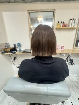 キーロ センター南(kiiro) 外はねボブ