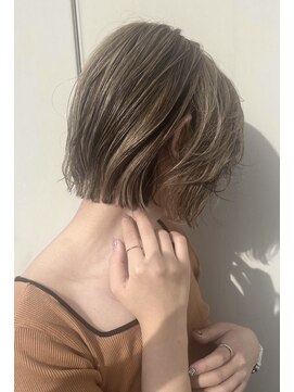 アンプリュス リアン(1+ Unplus lien) ハイライトカラーベージュカラー/レイヤーボブ/亀戸