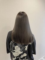 シーン(scene)&nbsp;暗めグレージュカラー