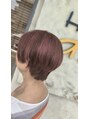 ヘアーアスクアドア(hair ask Adore)&nbsp;ハイトーンで白髪もぼかせます。明るいピンクですっきりショート