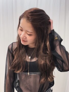 シーナ(scena) 柔らかさのあるベージュカラー!