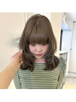 ニコ シモノセキ(NIKO Shimonoseki) 柔らかさ強めのcaramelみたいな beige