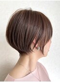丸みショートボブ顔周りカットくびれショートワンレン前髪カット
