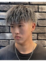 ガル(GALL)&nbsp;縦落ちツイストスパイラルパーマメッシュ