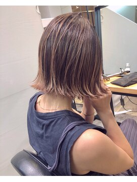 オーク 学芸大学(OAK) 透明感ベージュの切りっぱなしボブ★多田