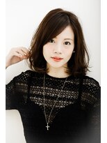 メルクマール(MERKMAL)&nbsp;大人可愛い伸ばしかけボブ