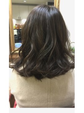 ファシオ ヘア デザイン(faccio hair design) 暗めでも透明感あるグレージュカラー