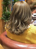 ヘアーサロン エクシア(Hair Salon EXIA) ホワイトベージュ