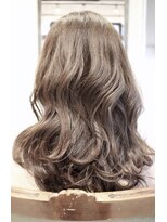 トランク(TRUNK)&nbsp;【 ゆる巻きレイヤー×オリーブベージュ】